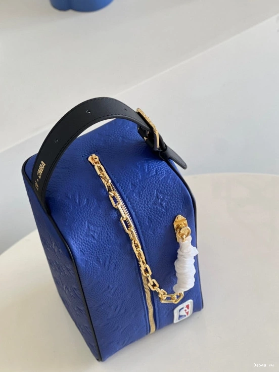 VUITTON DOPP LOUIS KIT 0725
